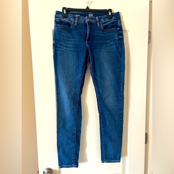a.n.a. brand Dark Wash, Distressed Skinny Jeans Stretch Women’s size 8 - Picture 1 of 12
